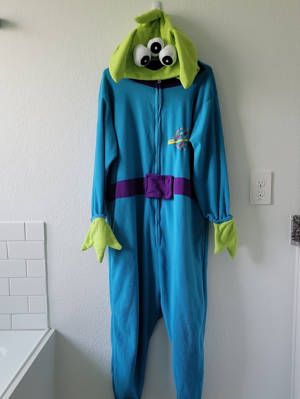TOY STORY GREEN ALIEN UNISEX ONESIE